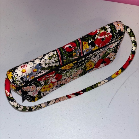 Vera Bradley Knot Just a Clutch Floral Purse - Picture 6 of 10